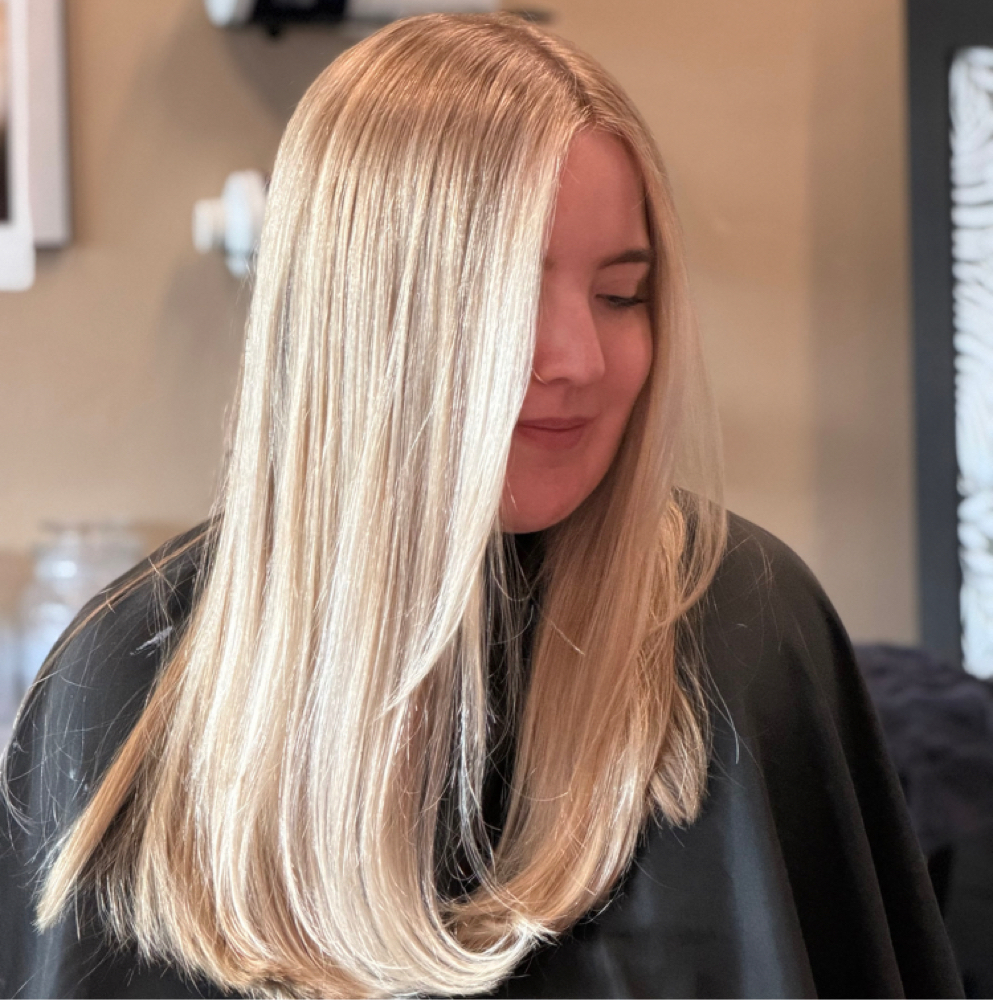 Full Highlight + Haircut at Blonded by Sav in Tucson, AZ