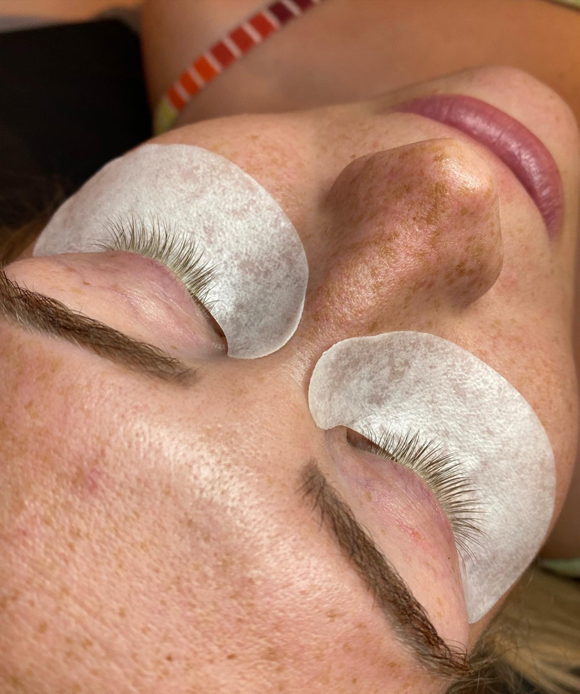 Lash Removal
