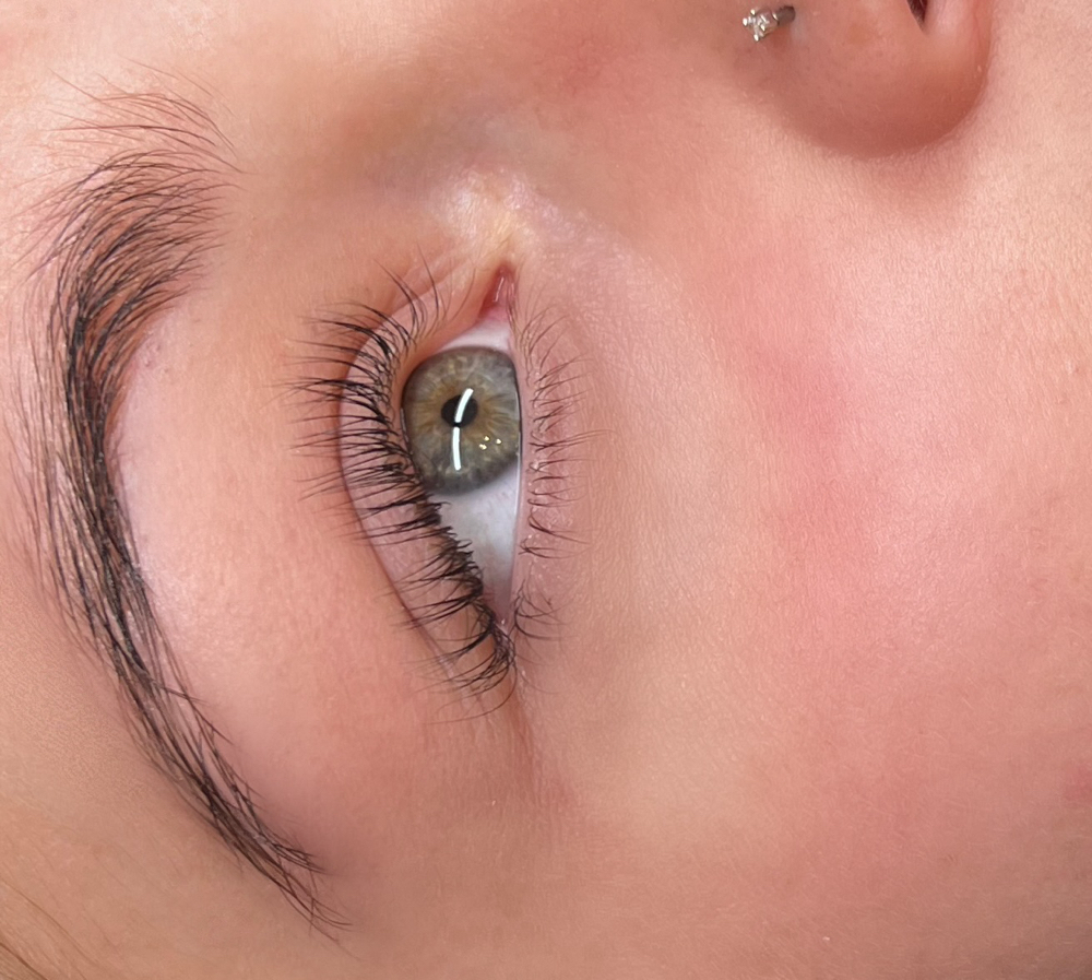 Lash Lift And Tint