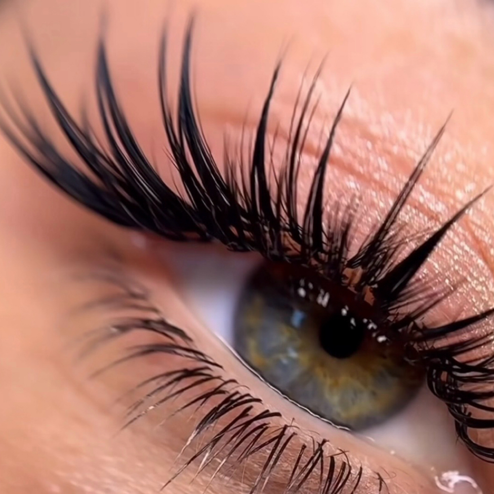 Medusa Lash Set at Lash Thérapie in West Long Branch, NJ