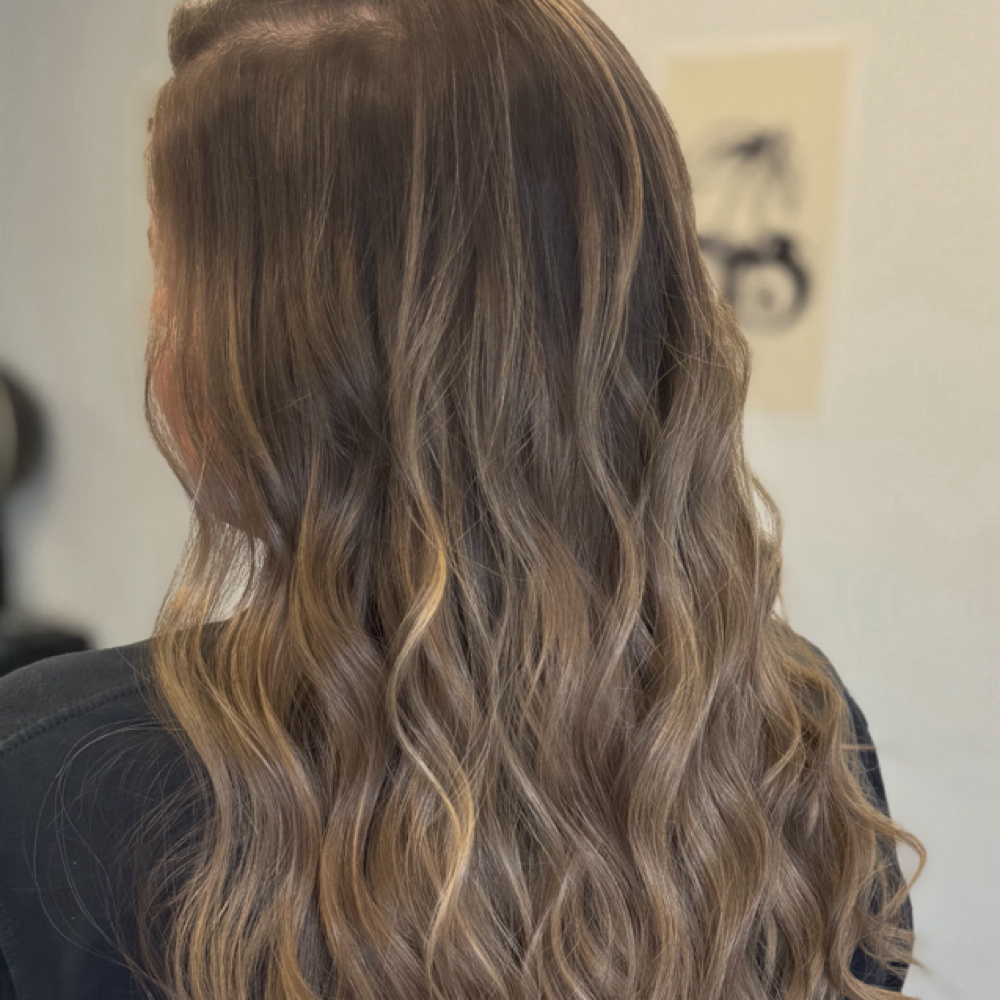 Reverse Balayage at Hardin’s Hardcore Beauty in decatur, TX