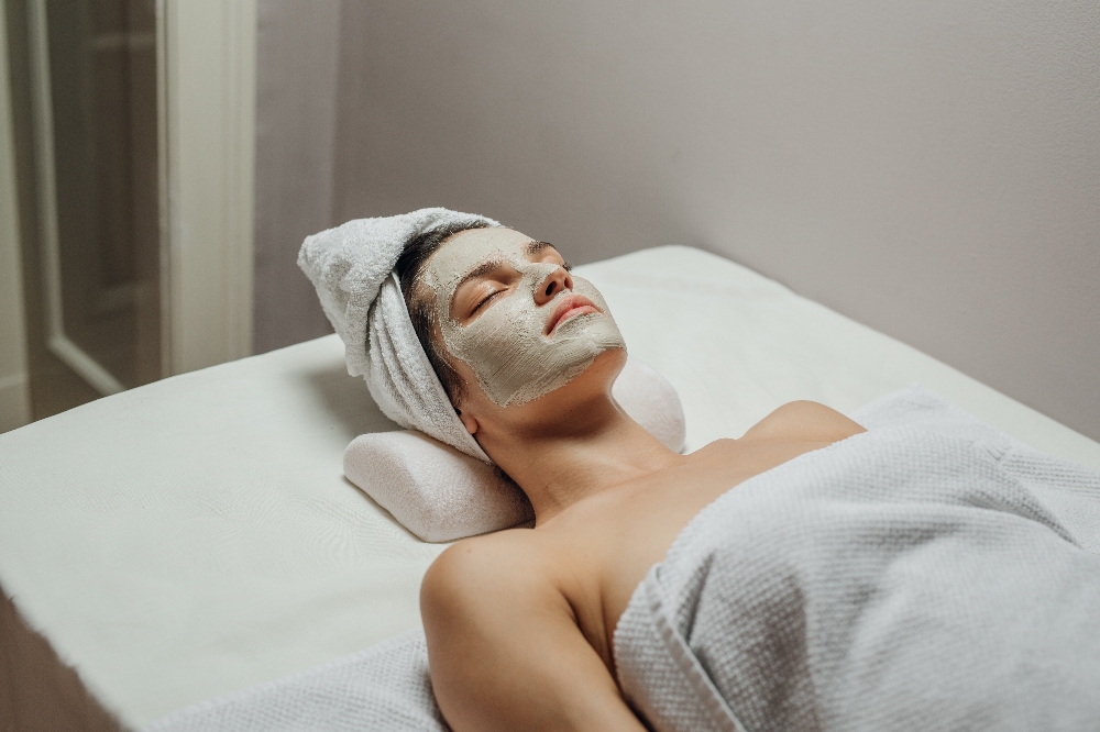 Pure Radiance Detox Facial