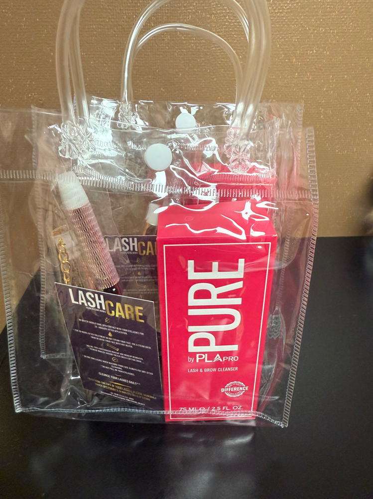 Lash Cleansing Kit(Highly recommend at N’Ticing Beauty in Indianapolis, IN