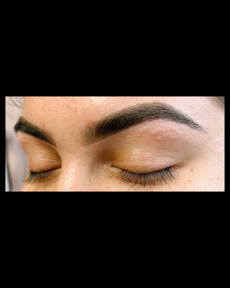 Brow Wax & Tint🦇
