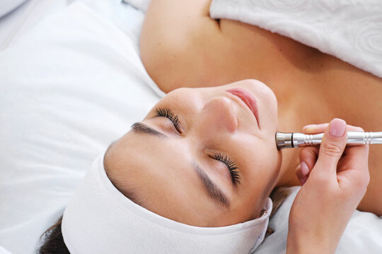 Facial With Microdermabrasion