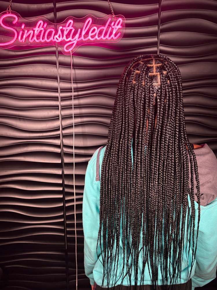 Medium knotless braids at Sintiastyledit in Port Saint Lucie, FL