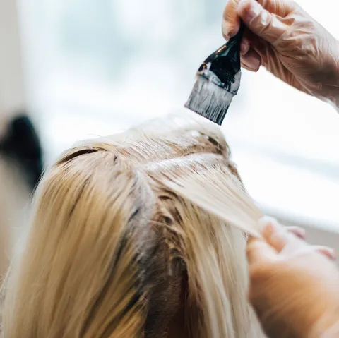 On Scalp retouch, tone & style