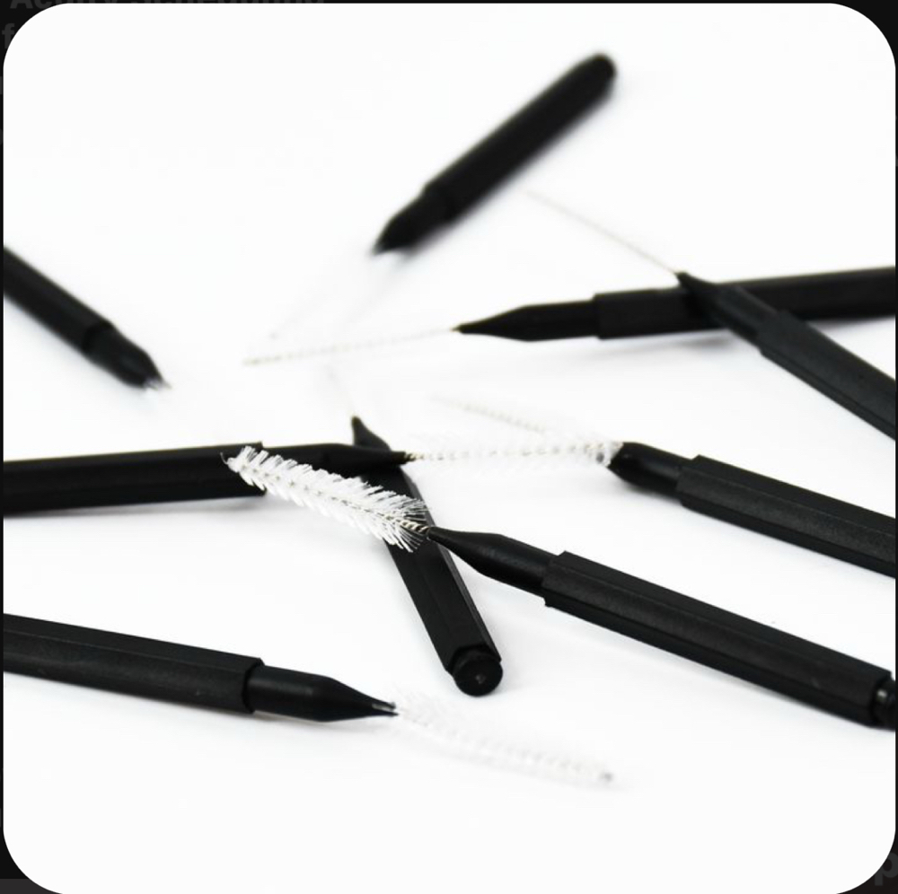 Lash Tinting