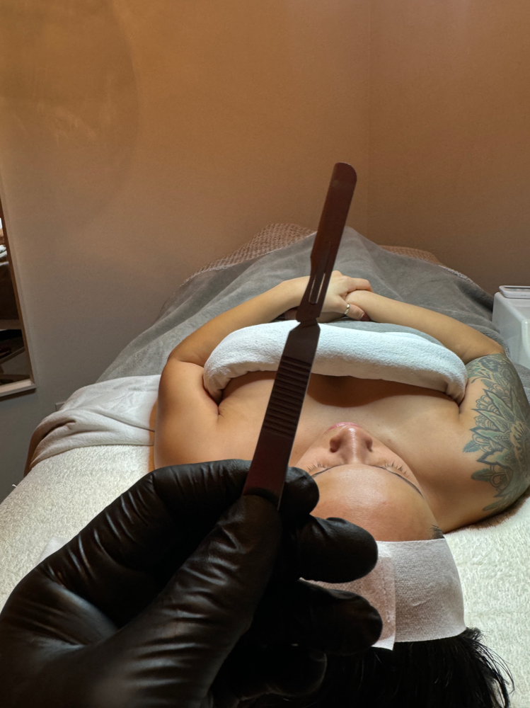 Dermaplane Pro Facial (Basic)