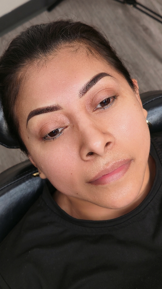 Eyebrows Corrections