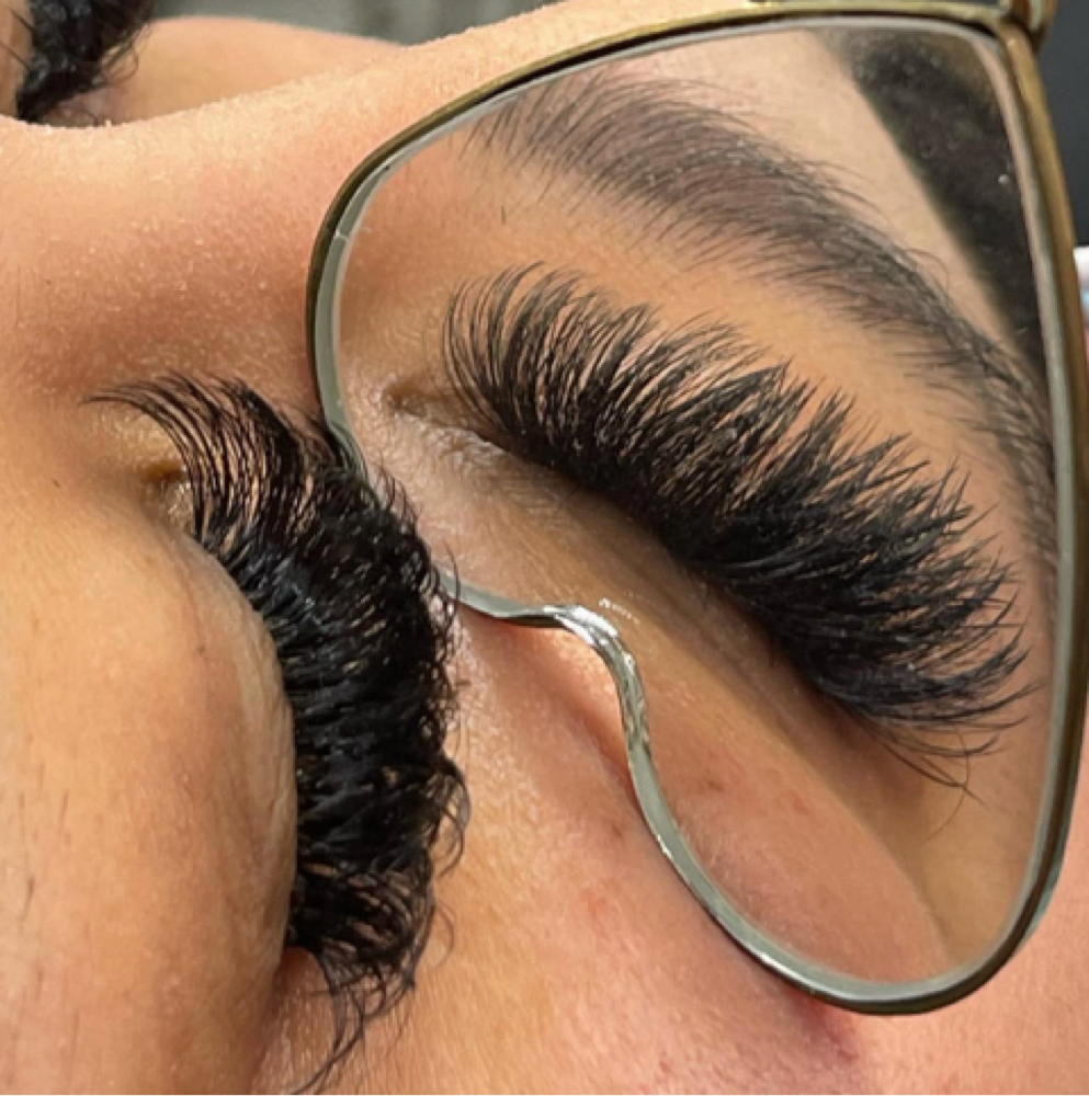 Lashes Volume Set at Beckylov3 Hot Rod’s Barbershop in Chino, CA