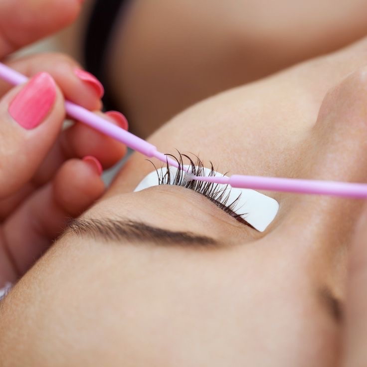 Lash Removal + Lash Bath