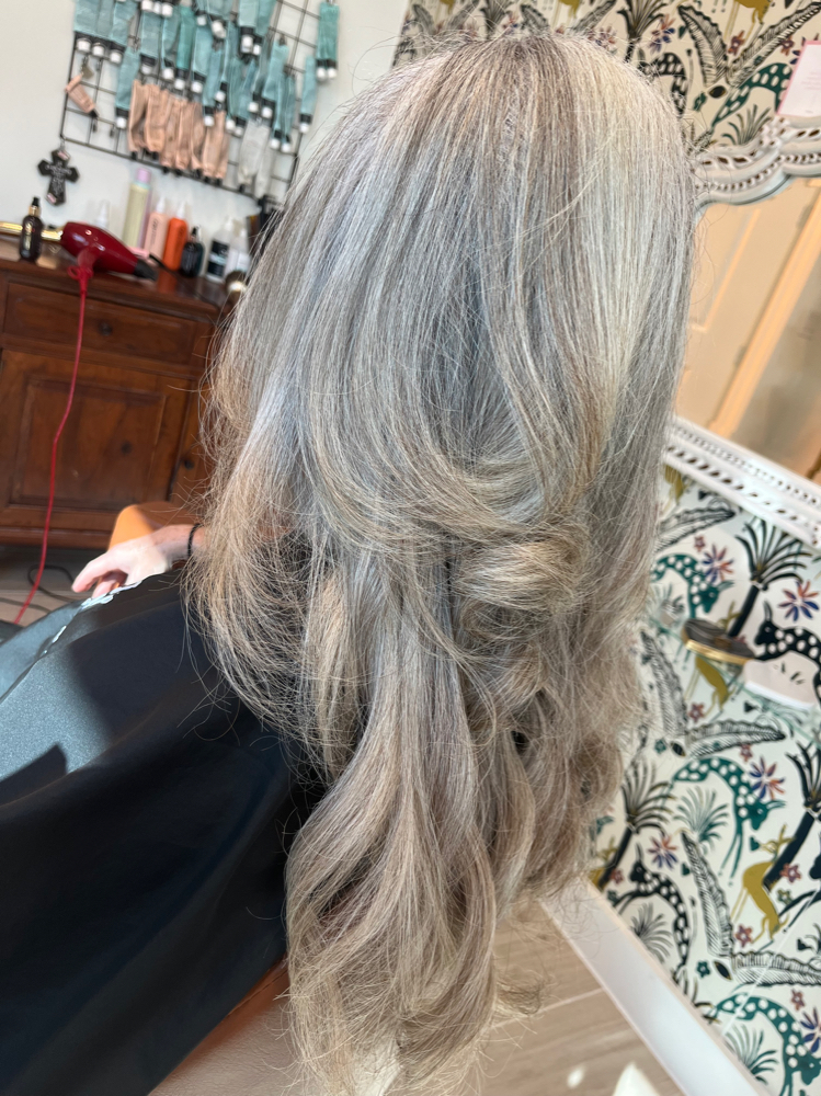 Shampoo, Blow Dry & Style