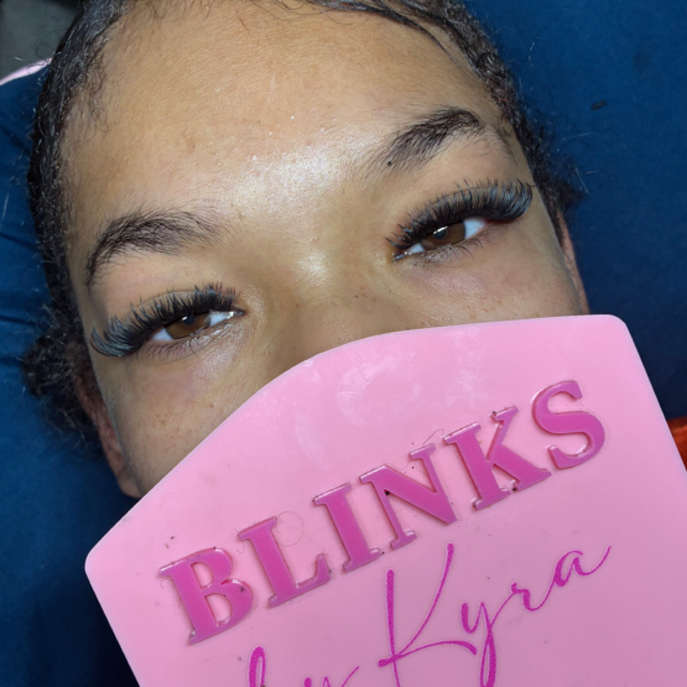 Natural/Hybrid at BlinksByKyra in Fort Worth, TX