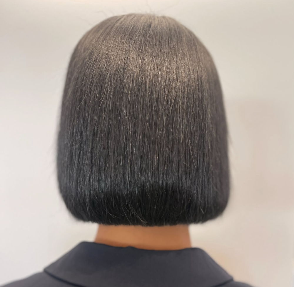 Medium Cut: Chin and above.