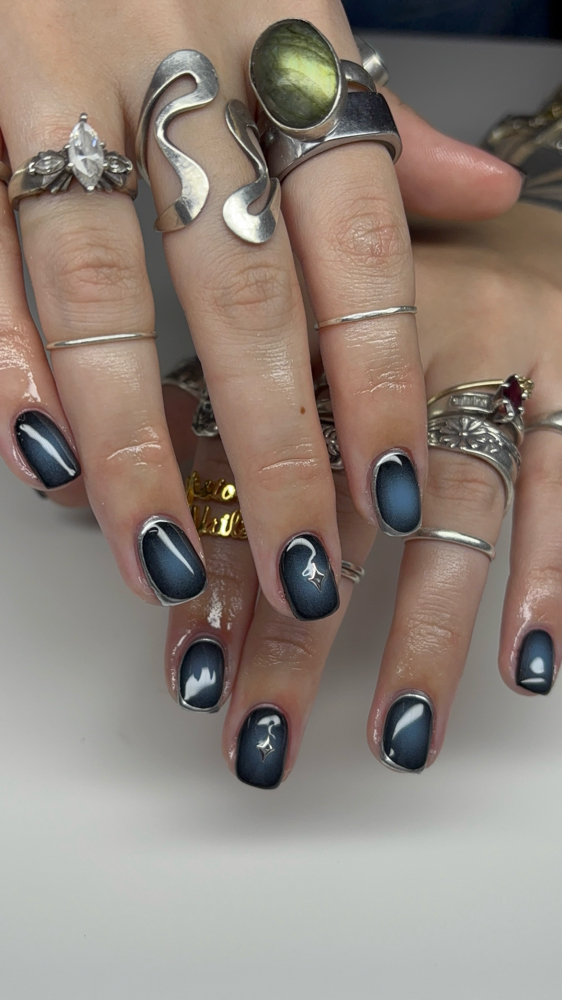 Structured Mani Freestyle