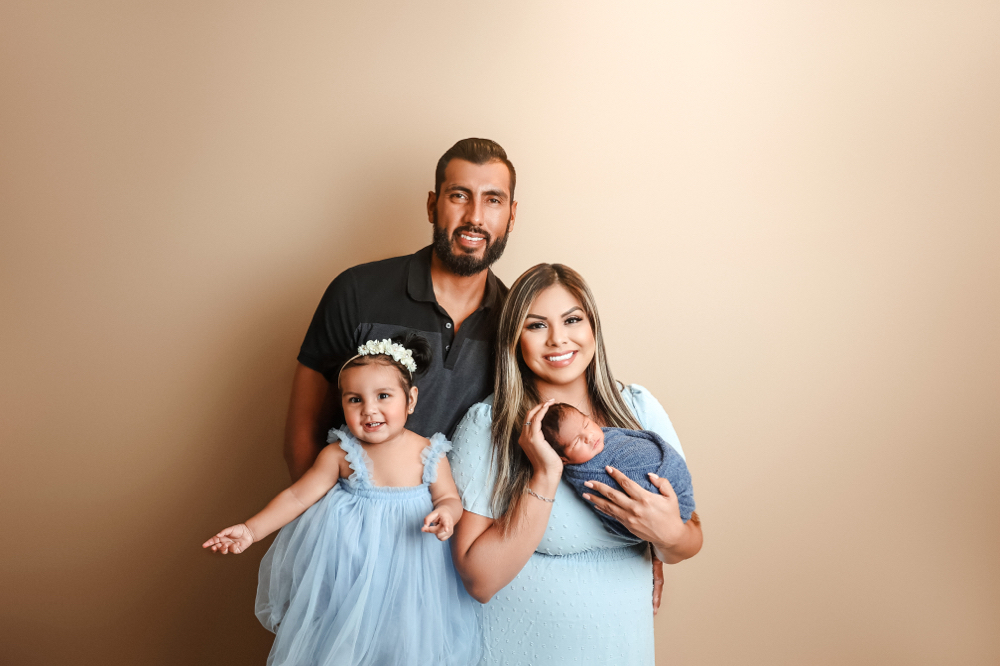 Newborn&parents(maternity Client)