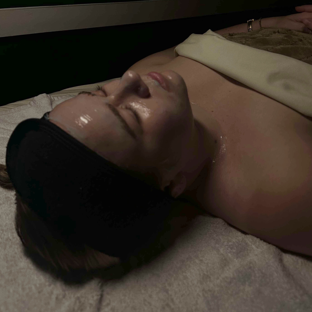 ‘MOM’ent of Zen Facial