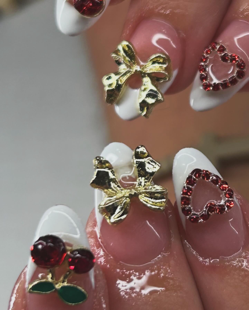NAIL BLING