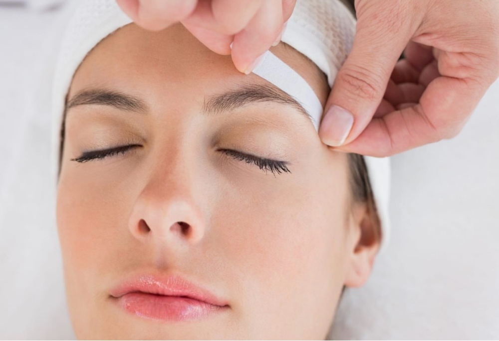 Eyebrow Wax
