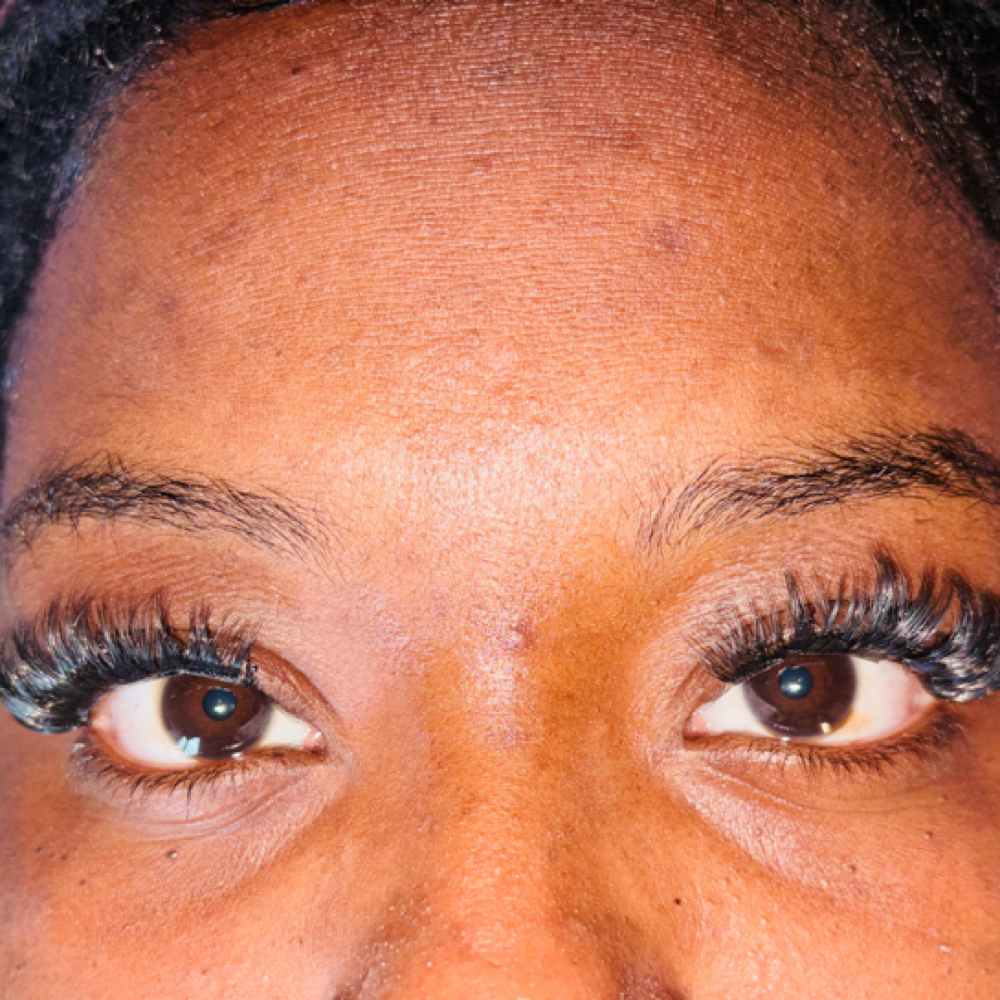 Any Lash Cluster Set at Da’Jah Hemsley in Largo, MD