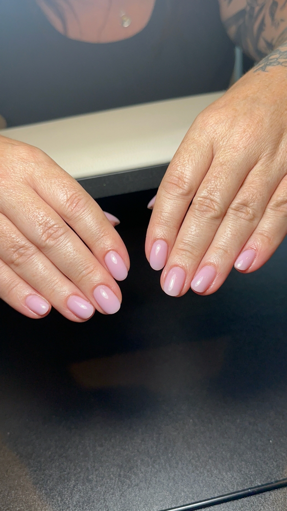 Structured Gel Polish Manicure