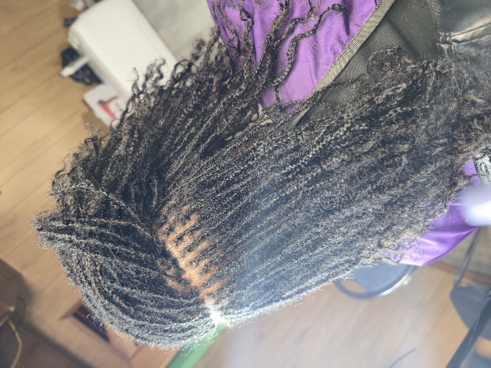 5 Hours Retightening (Retie) at Graceful Hands Locs by Bee in Des Moines, IA