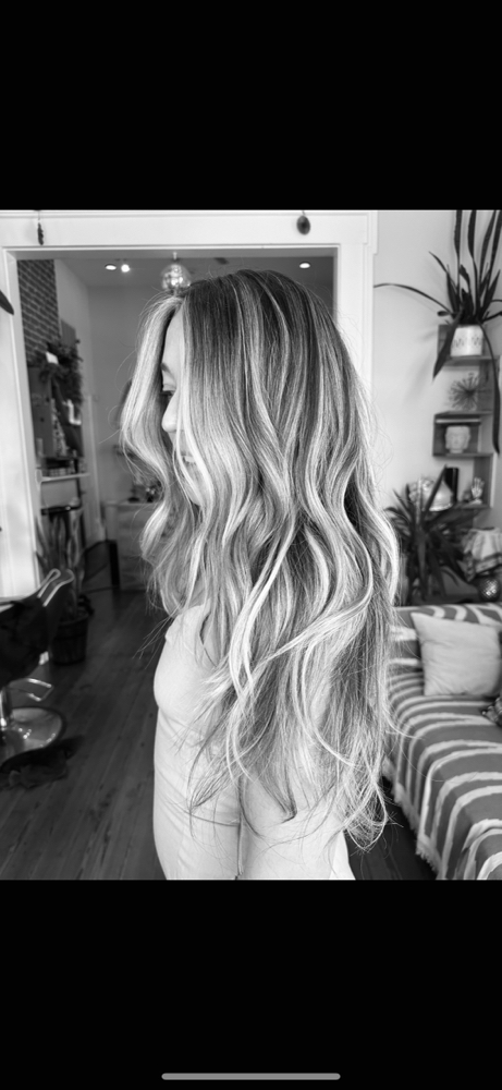 Blow Dry/ Style