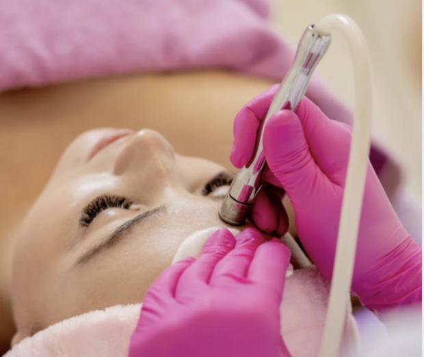 Diamond Microdermabrasion💎 at SkinByIzabella in Toledo, OH