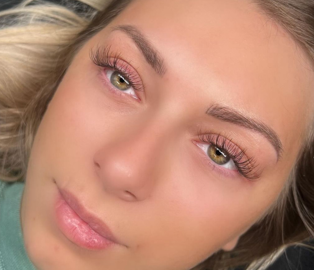 2 week Lash fill in