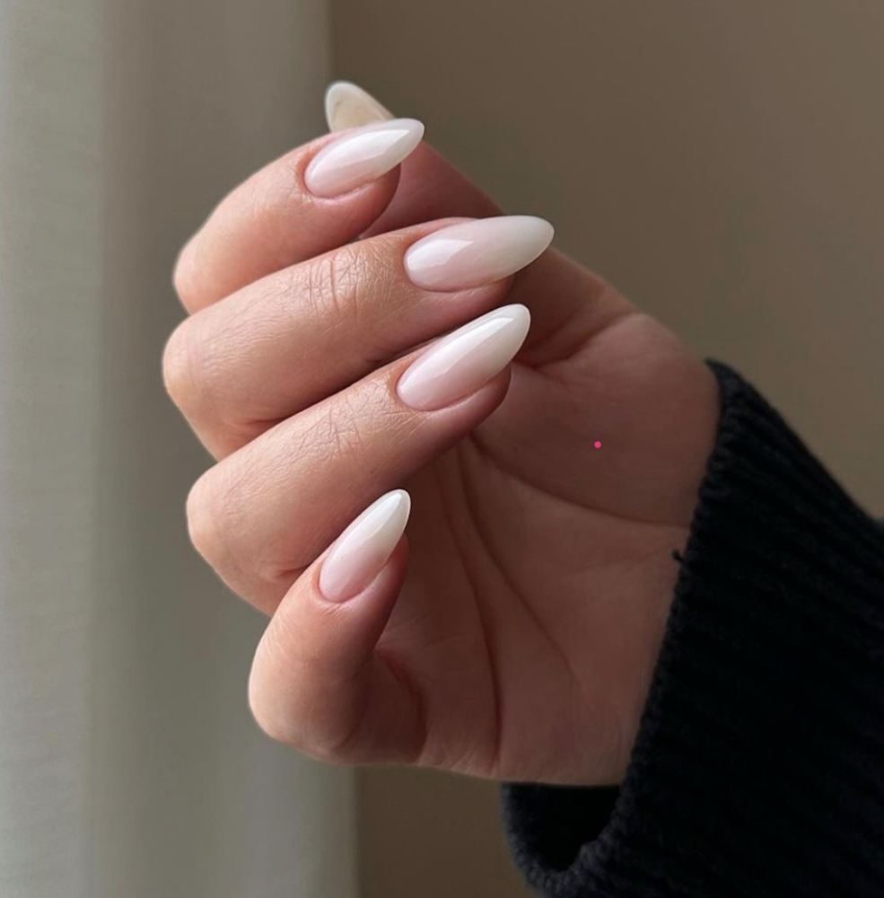 Long Nails/ Natural