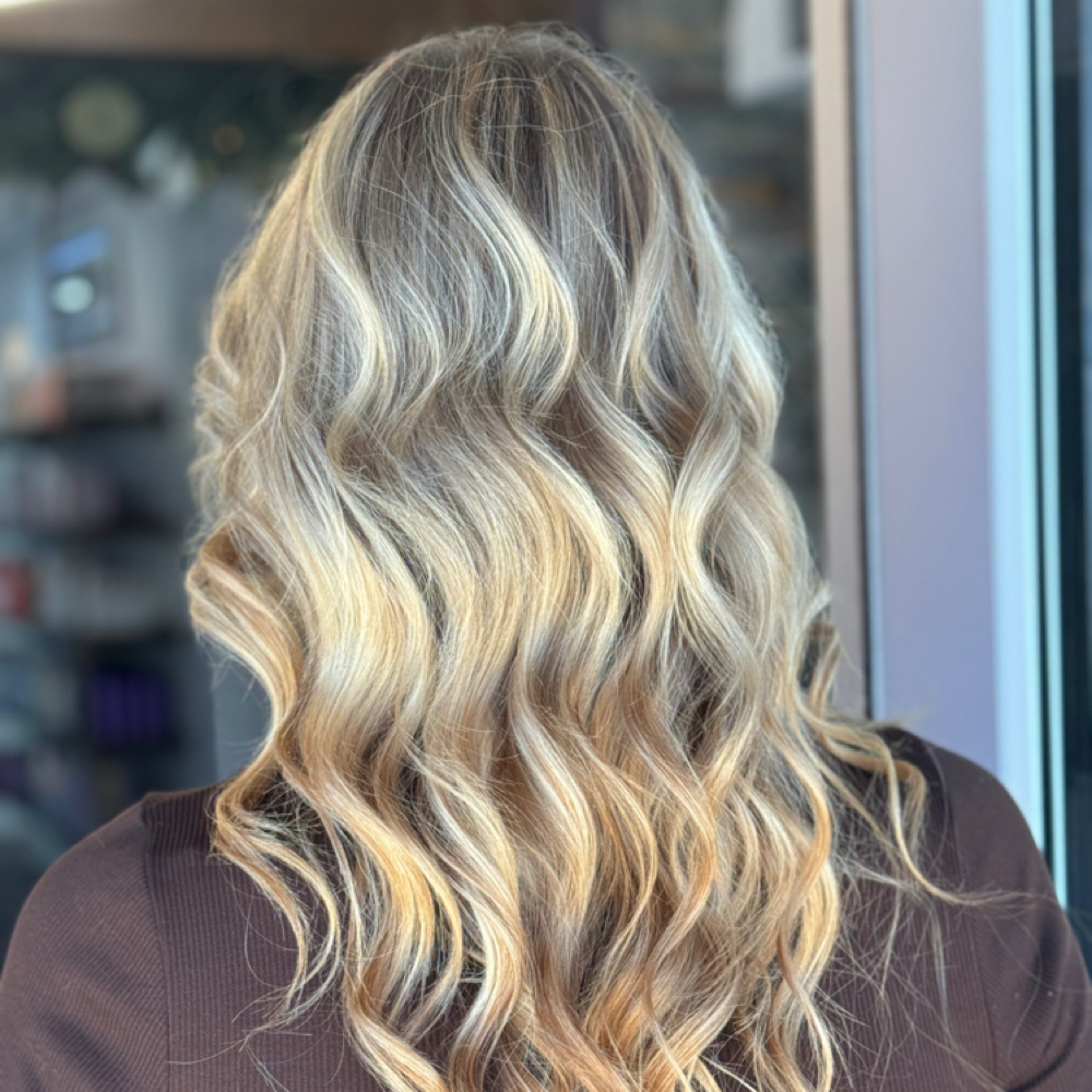 Shampoo, Blowdry & Style at Hair by Gia Fauci in New Braunfels, TX