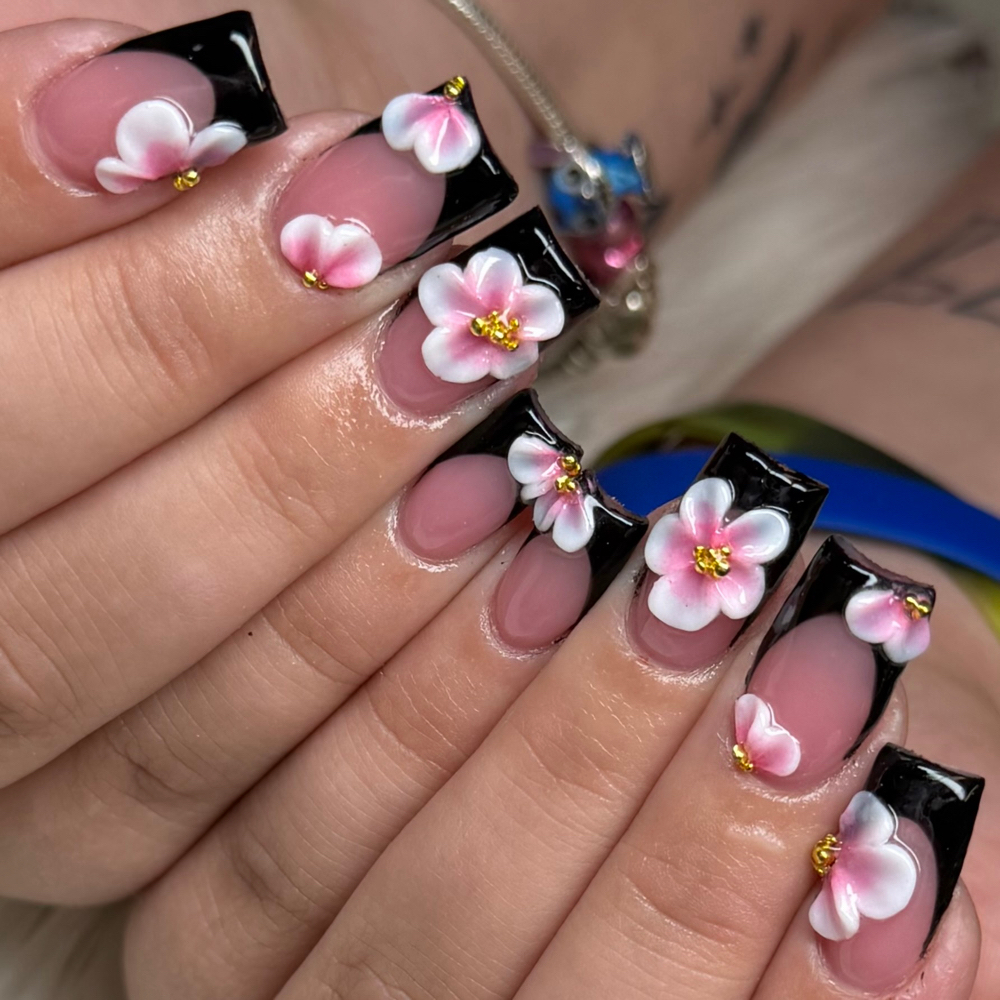 3D/Embellishments Art at Nailz By Jazminca LLC in Strongsville, OH