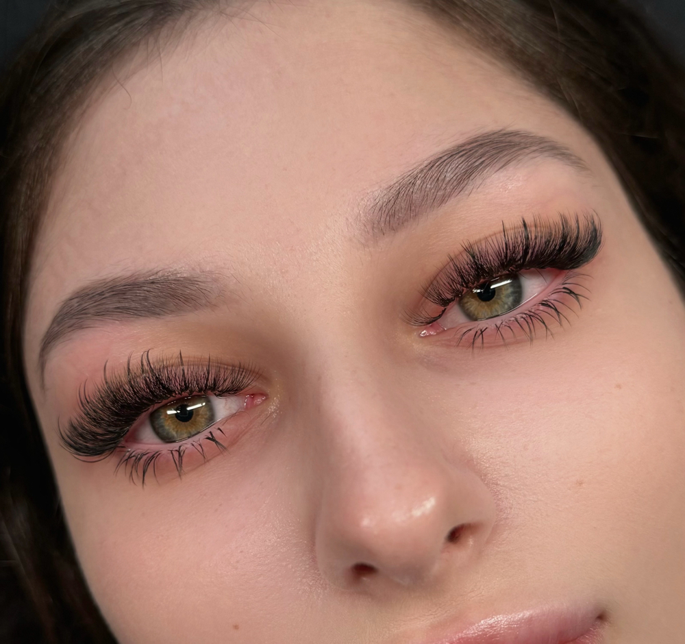 Volume lash extensions