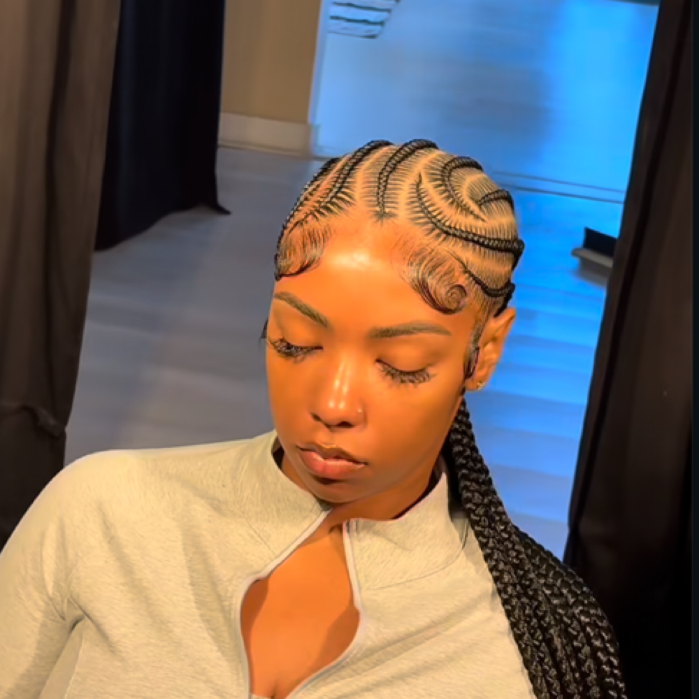 9 Feed Ins at Styles By Kye in Chicago, IL