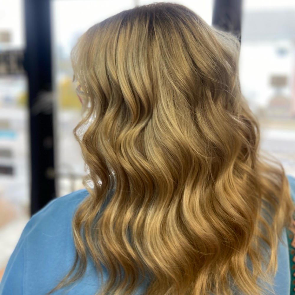 Lowlights at Salon Source 2000 in Tiffin, OH