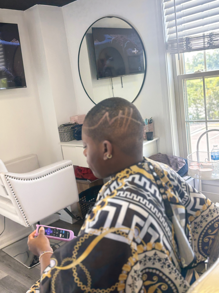 Straight Razor Hair Design at Exclusive Hairbar in Laurel, MD