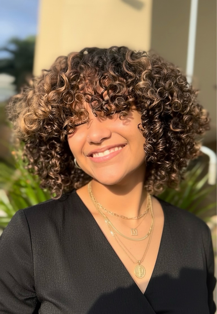 Balayage / Foilyage Parcial at Jai Stylesss in Mayagüez, PR