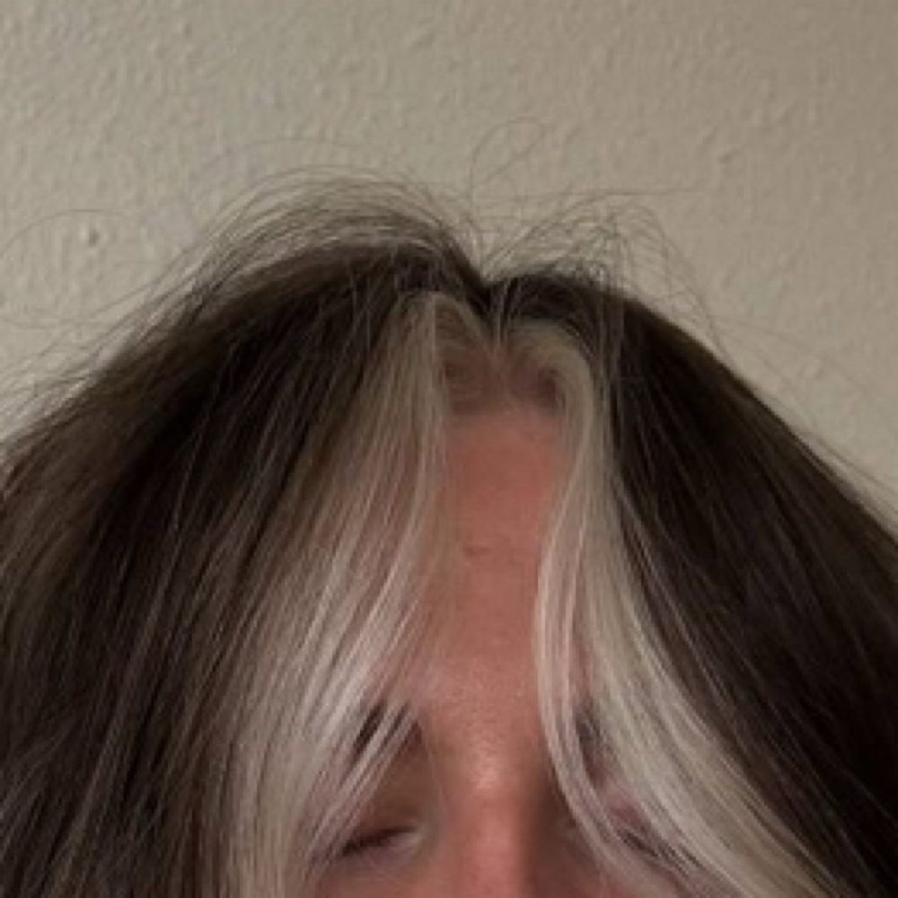 Small Foil/small Bleach Out at Hairby_noemi in Covina, CA