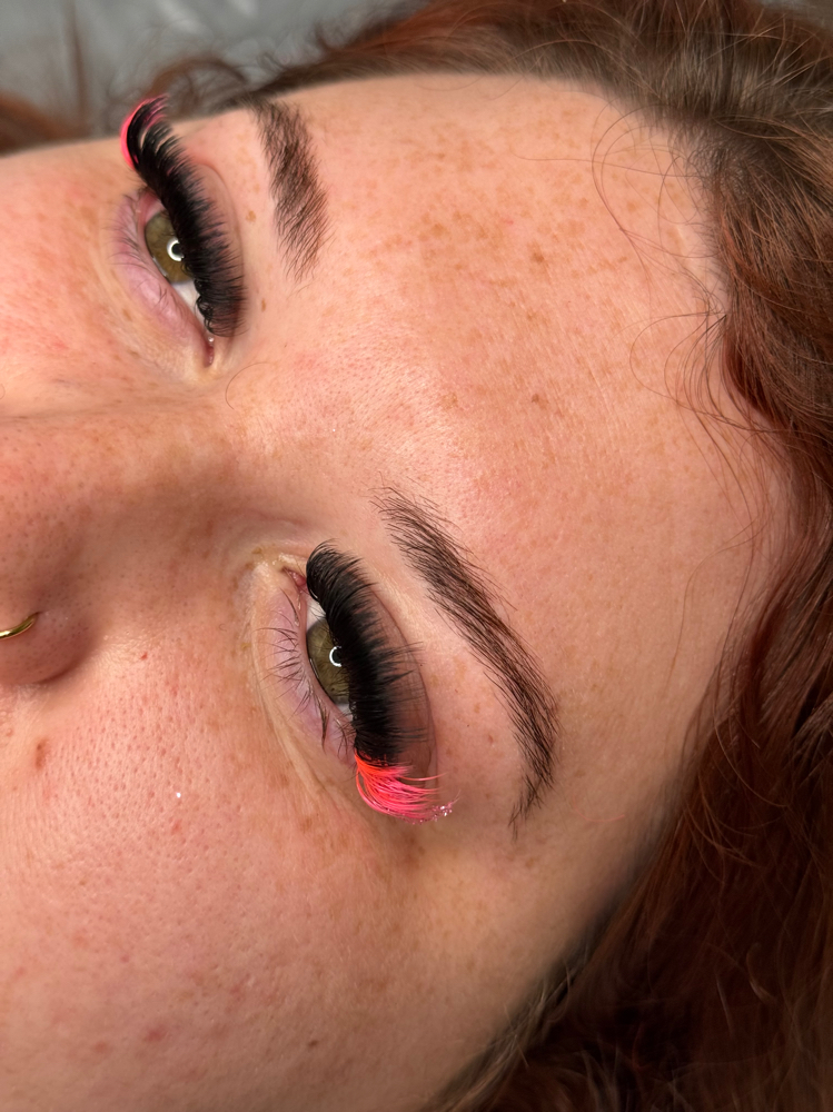 Mega Volume Lash Extensions