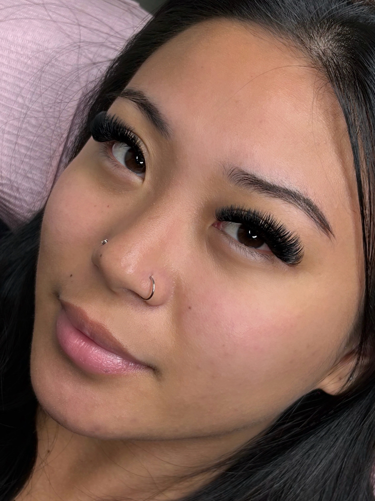 Mega Volume Full Set at Anaartiistry in Beaverton, OR