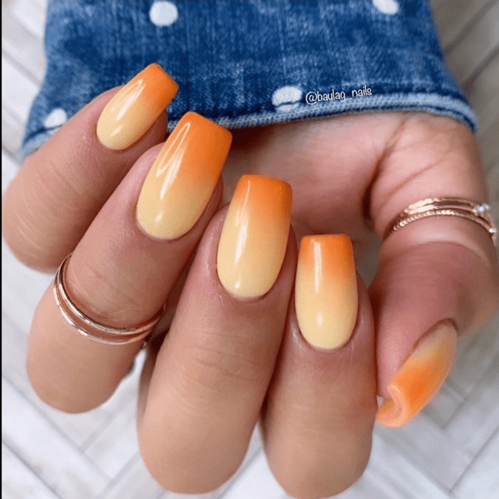 Full Set (Acrylic) at Ayla Metcalf@ A Head of Times in Pulaski, TN