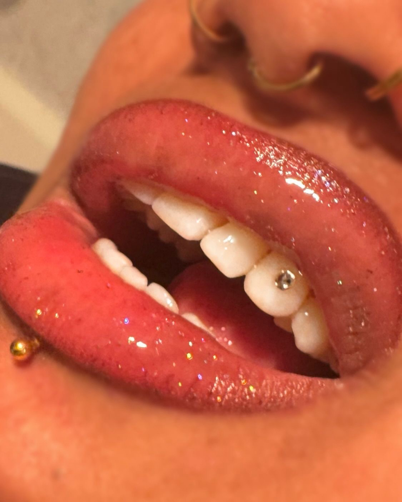 Tooth Gem ( 1 Gem Only)