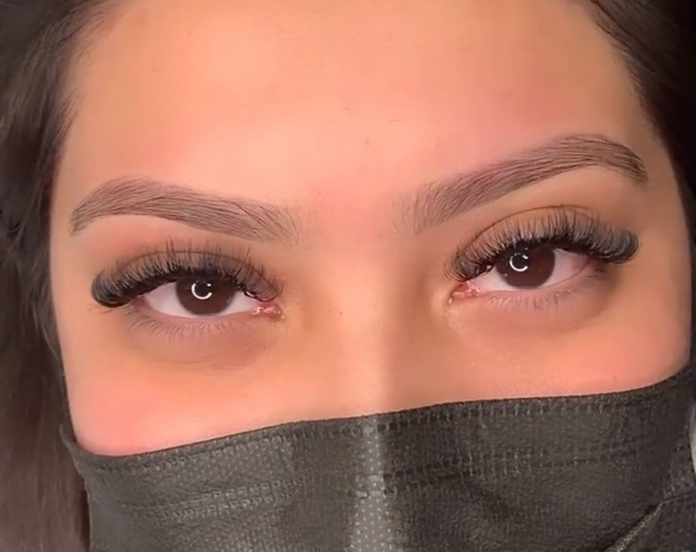 Brow Threading at TheLashPhlug LLC in Los Angeles, CA