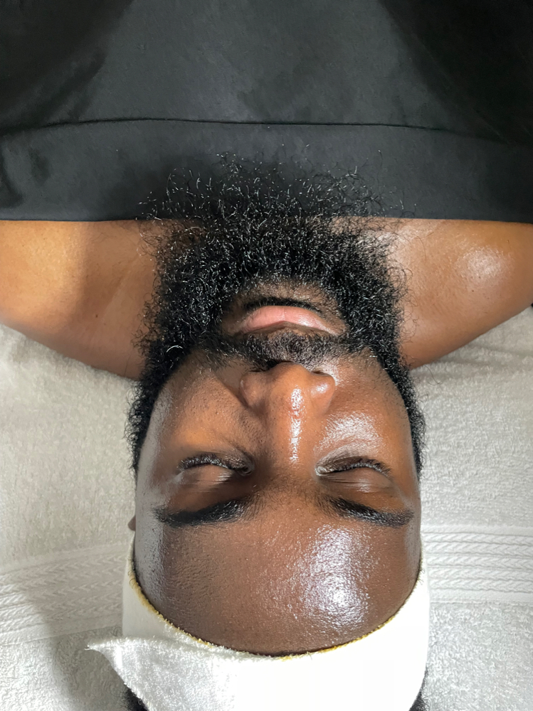 Gentlemen's Glow Facial