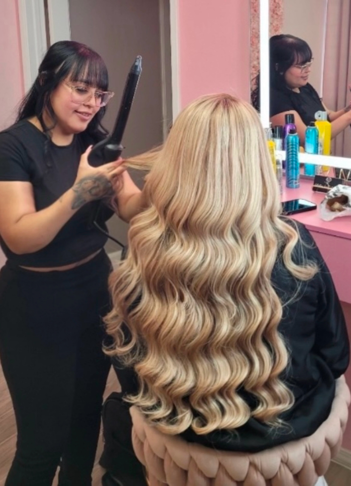 Hollywood Waves