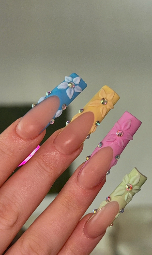 Xl-XXL NAILS