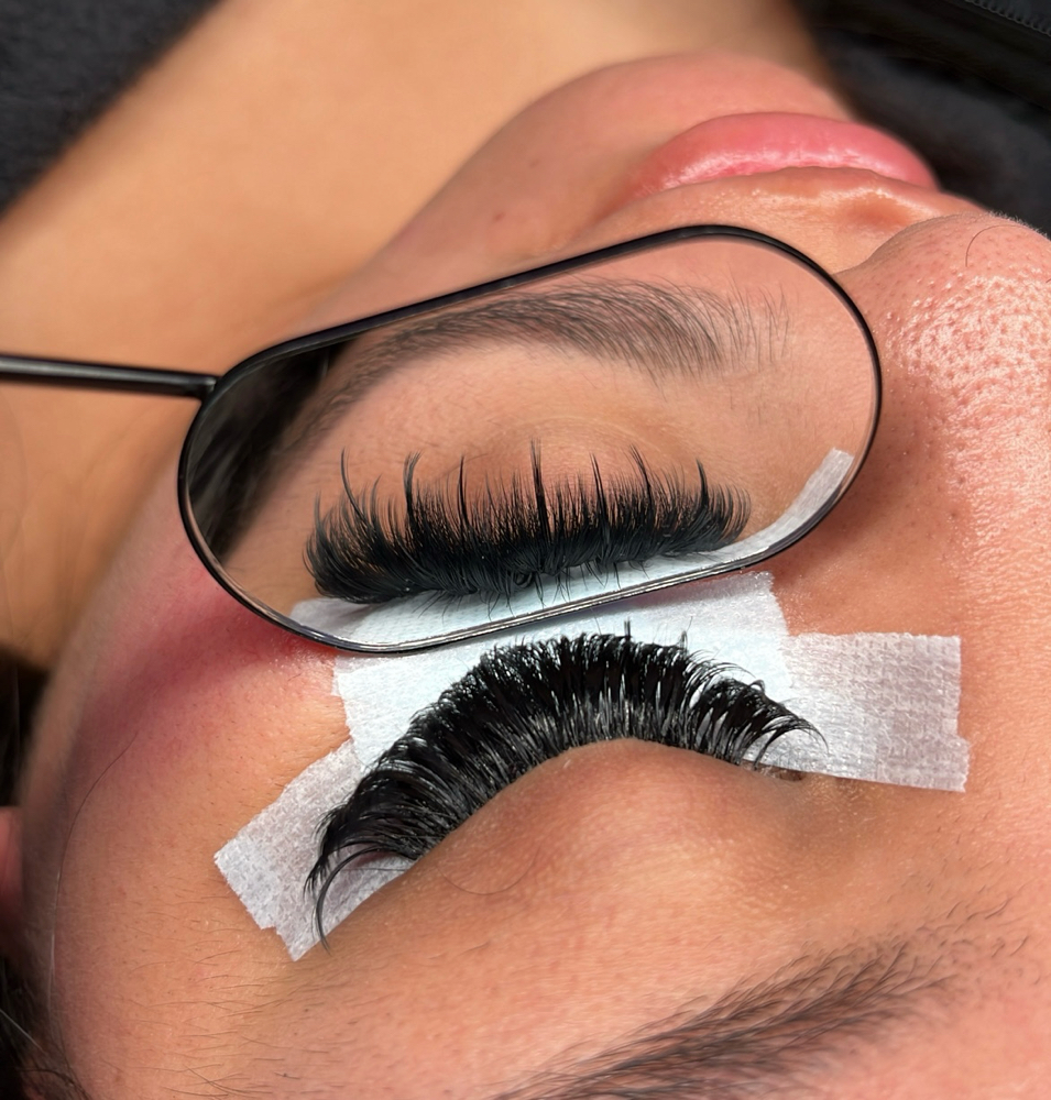 Volume Wispy Full Set