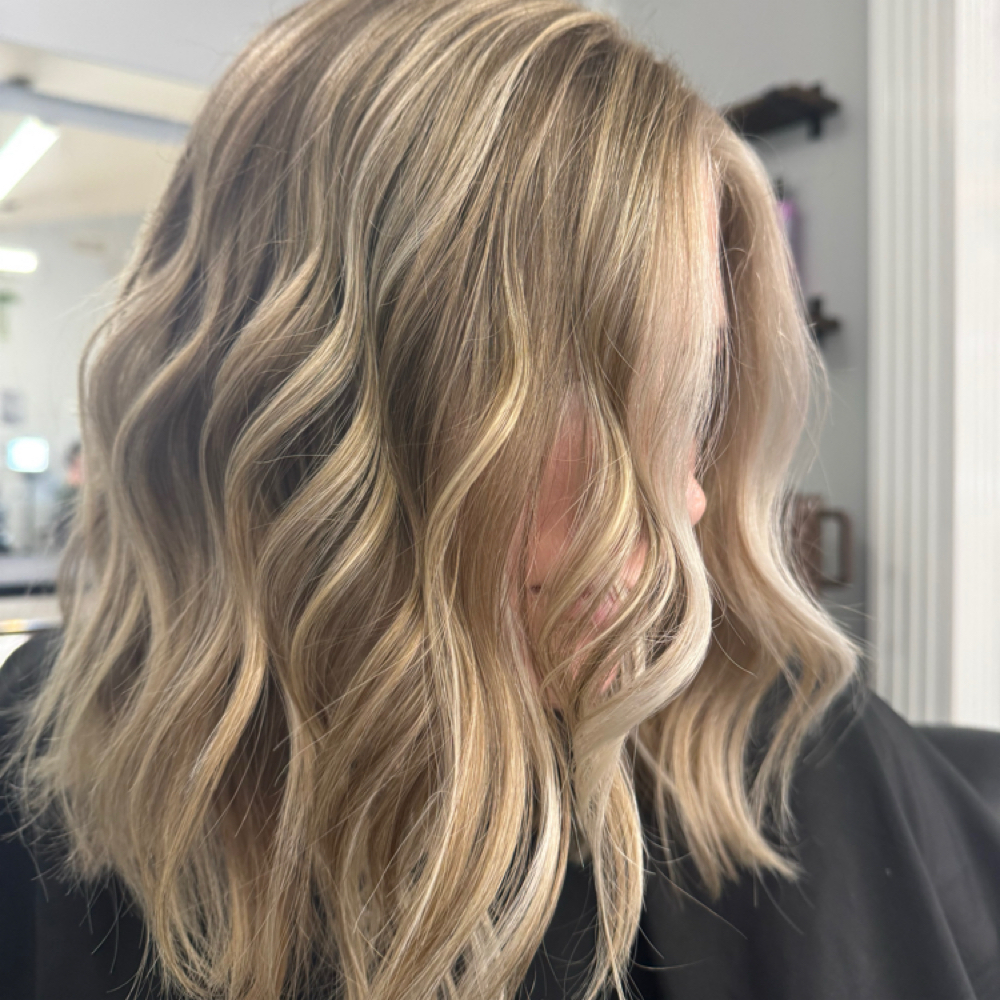 Full Blonding at Emerald Salon in Harrisonville, MO