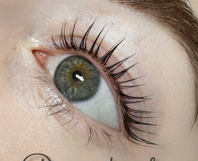 Lash Lift (tint is included)